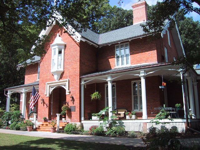 The Steamboat House Bed and Breakfast