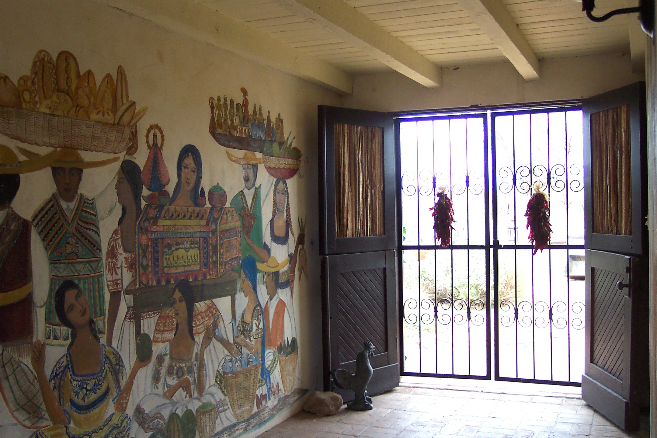 Hacienda Corona De Guevavia Bed and Breakfast