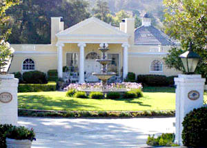 Chateau La Rue, Fallbrook, CA. Tori Spelling and Dean McDermott B&B