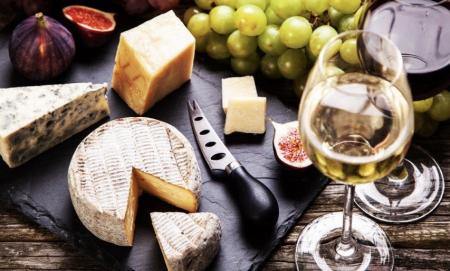 Avonlea-Rooms-Moonstone-02