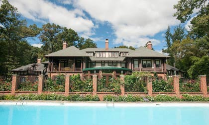 Avonlea-Rooms-Moonstone-02