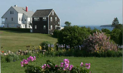 Avonlea-Rooms-Moonstone-02