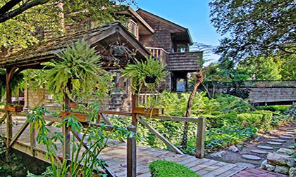 Avonlea-Rooms-Moonstone-02