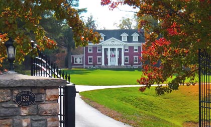 Avonlea-Rooms-Moonstone-02